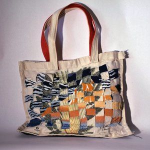 2556342 Sunset Tree Tote